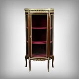 Small mahogany display cabinet, Louis XV to Louis XVI transition style – early 20th century.