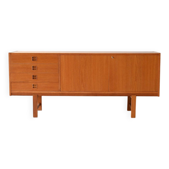 Scandinavian vintage oak sideboard with drawers and doors
