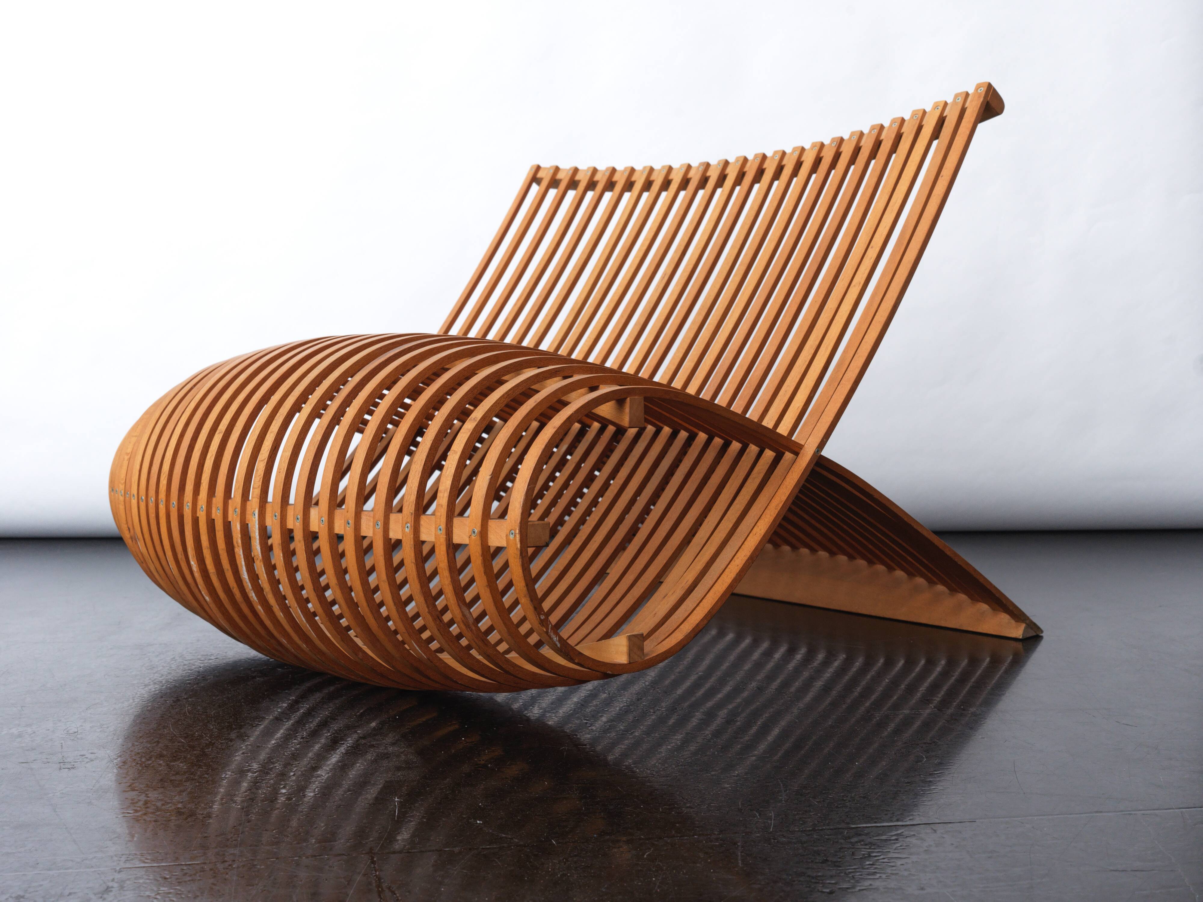 Τhe wood chair by Marc Newson, produced by Cappelini, Italy 1988.