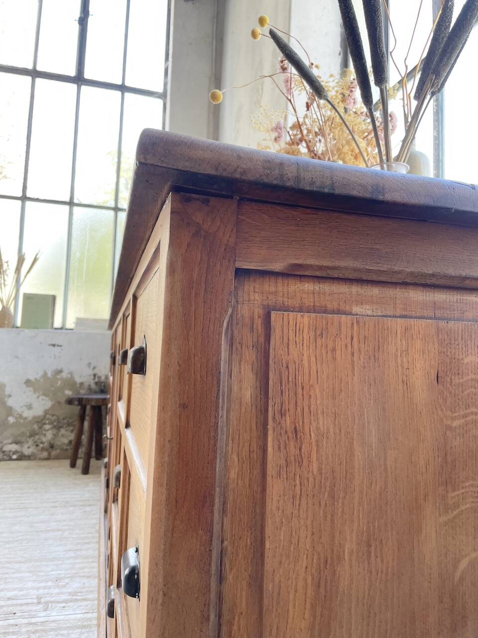 XXL solid oak counter sideboard