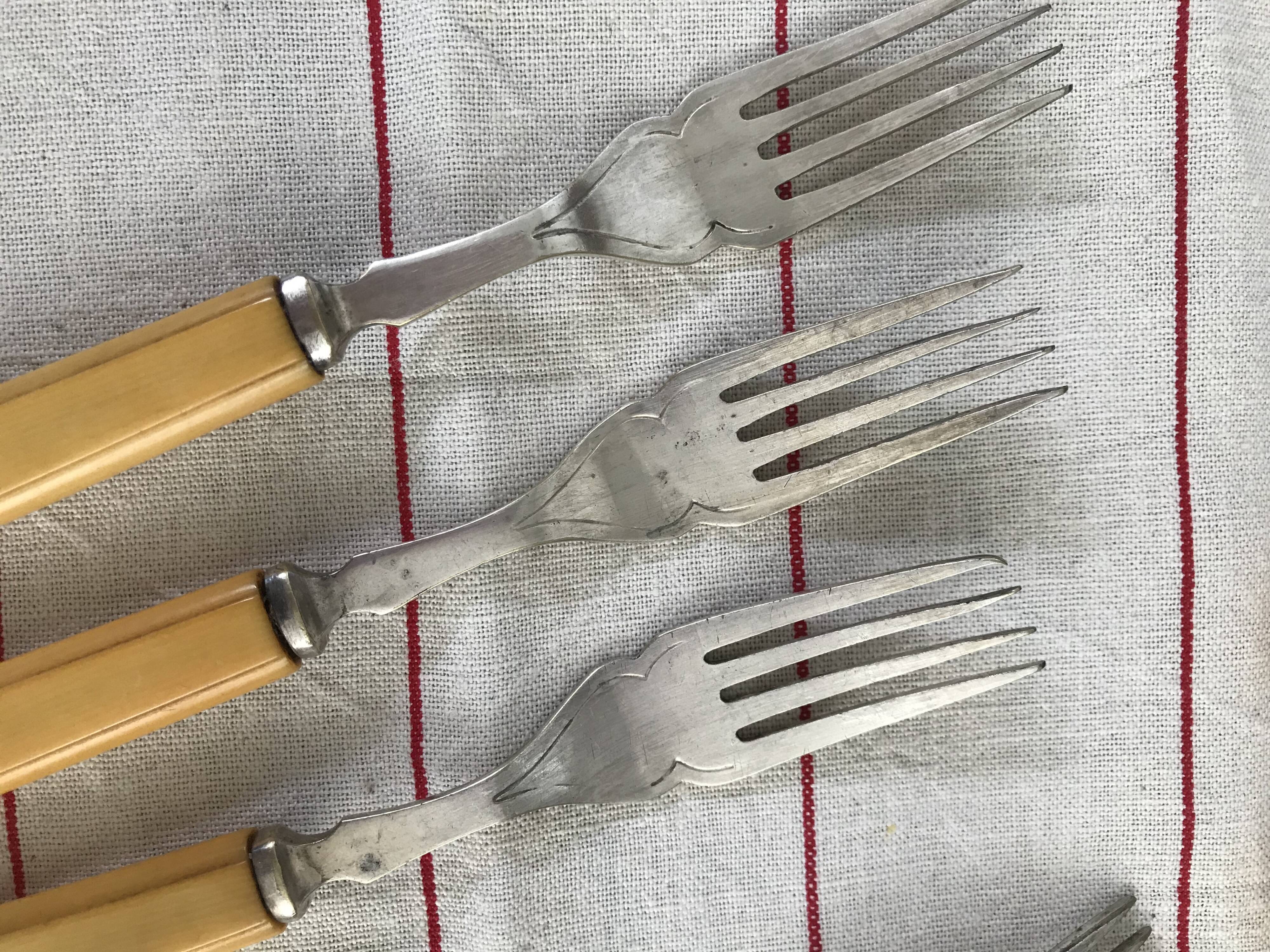 Fish cutlery