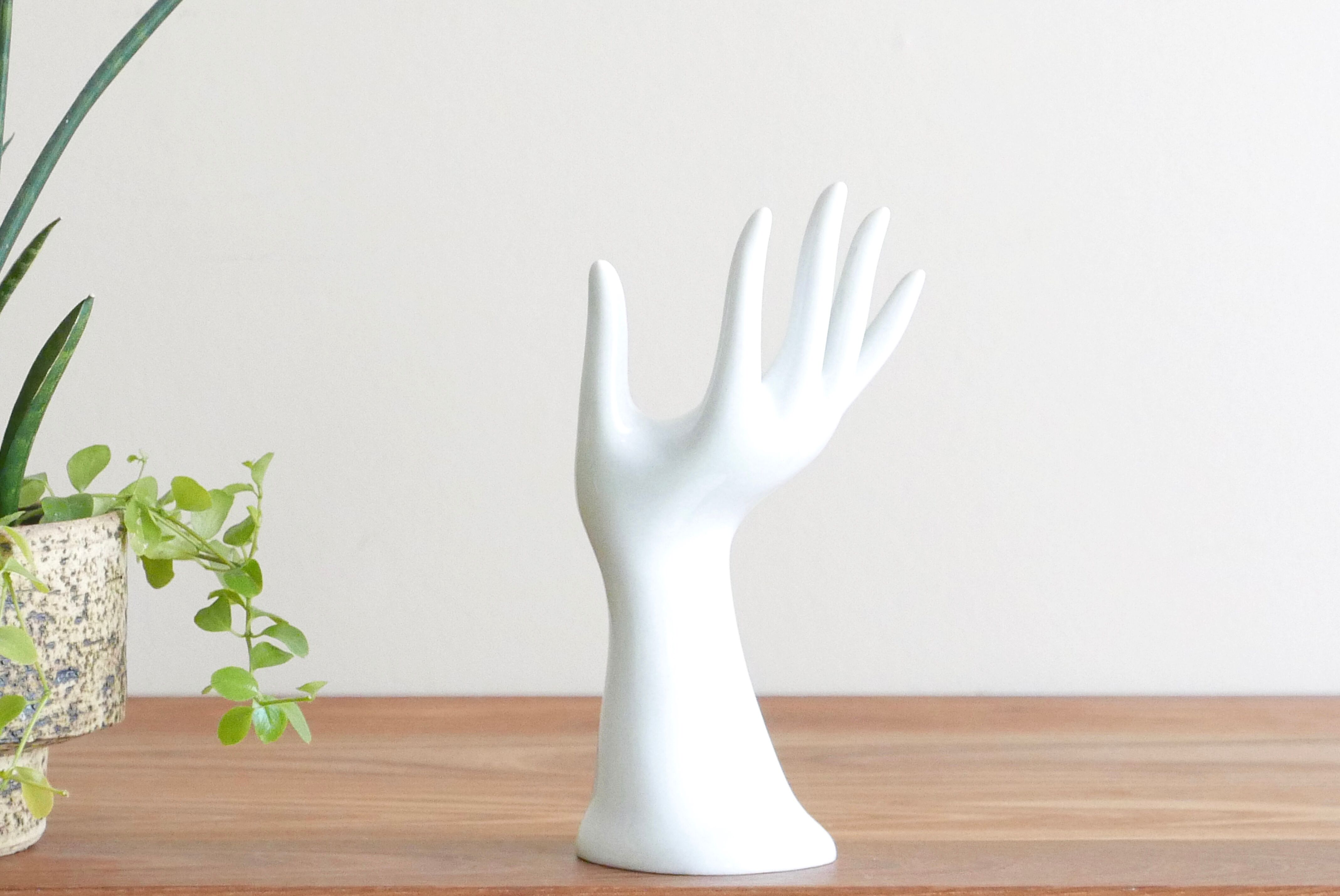 Hand ring in white porcelain, early 1970s