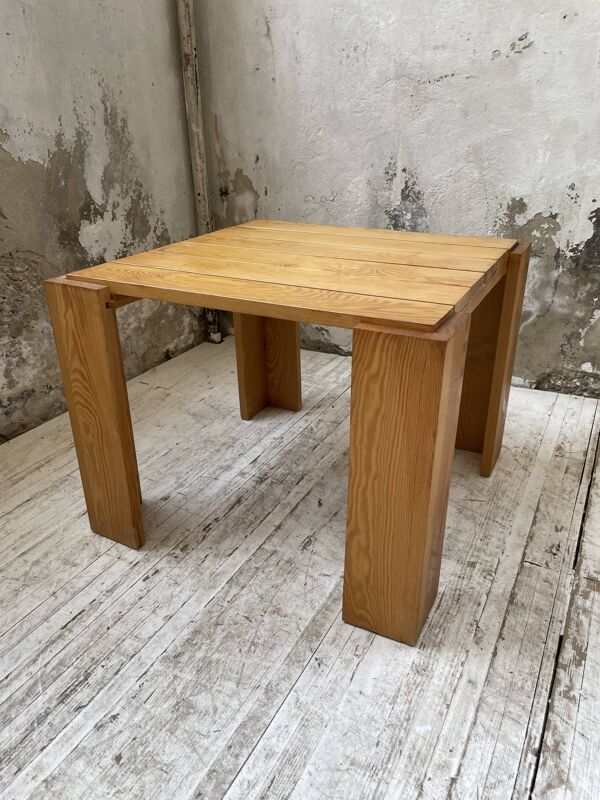 Table basse pin carrée années 70 regain