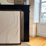 Minimalist relief white table