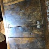 Antique swivel table