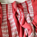 Tablecloth and 12 vintage cotton Basque-style napkins.