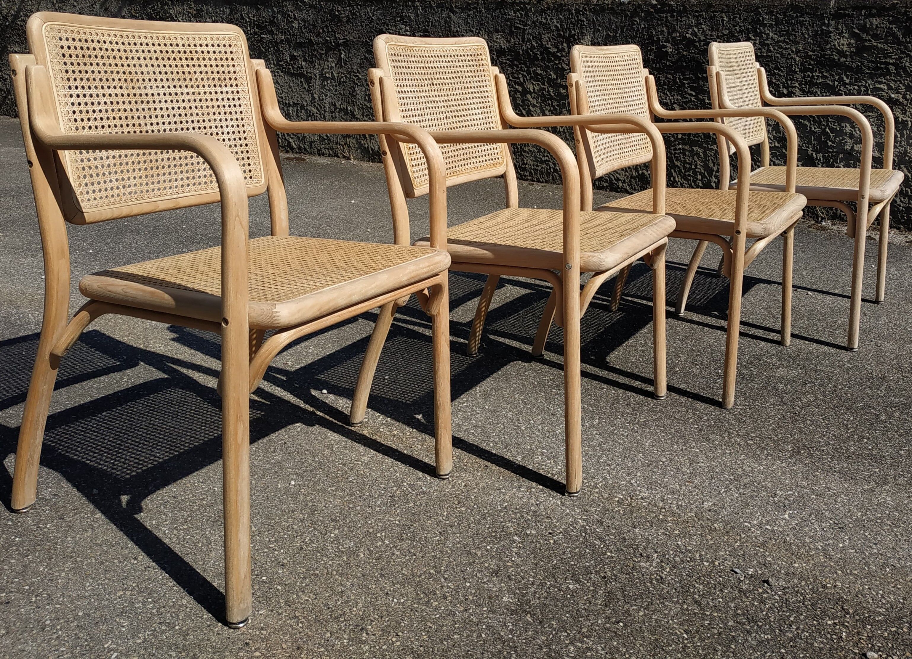 Série de 4 chaises cannées vintage années 60