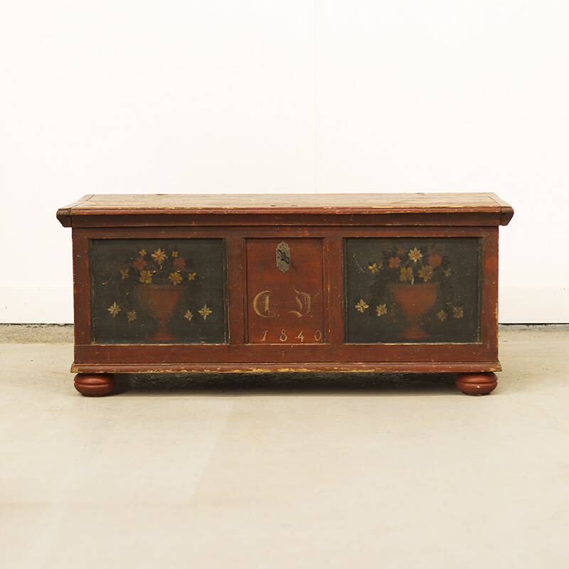 Antique Folk Art Painted bridal chest 1840