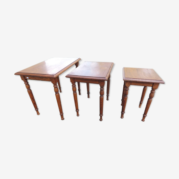 3 oak trundle tables
