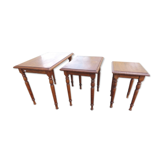 3 oak trundle tables