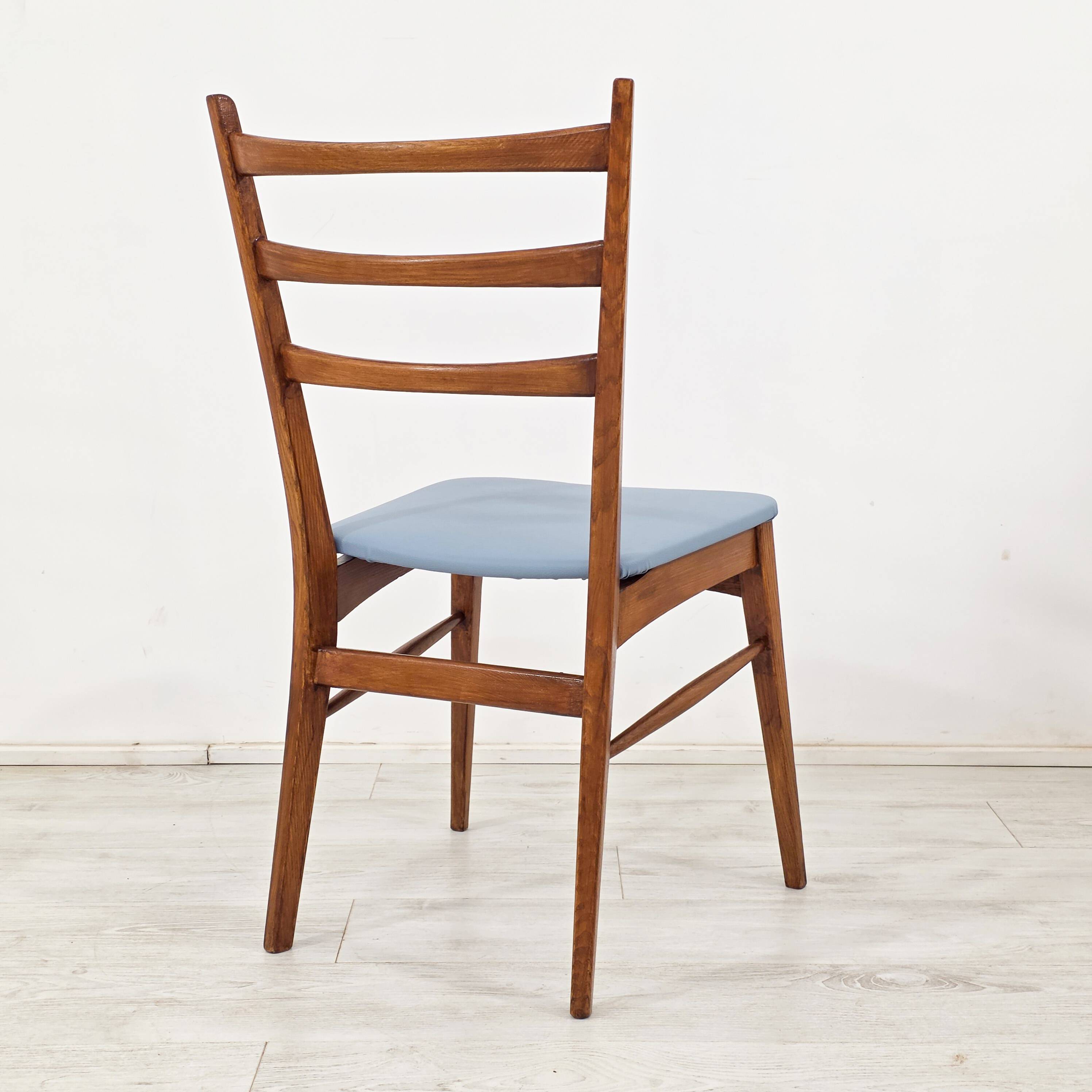 Ensemble de 4 chaises scandinaves, années 1960
