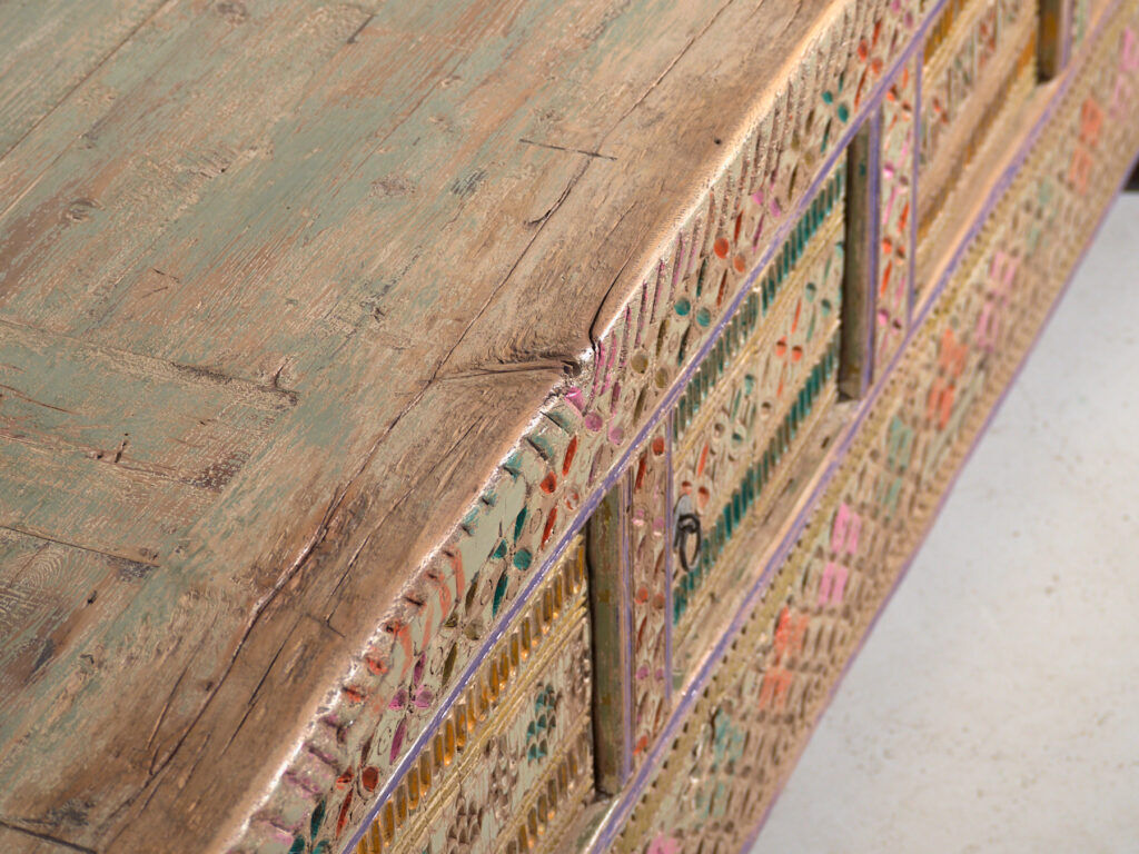 Antique buffet painted in pine wood – Xinjiang, circa 1930