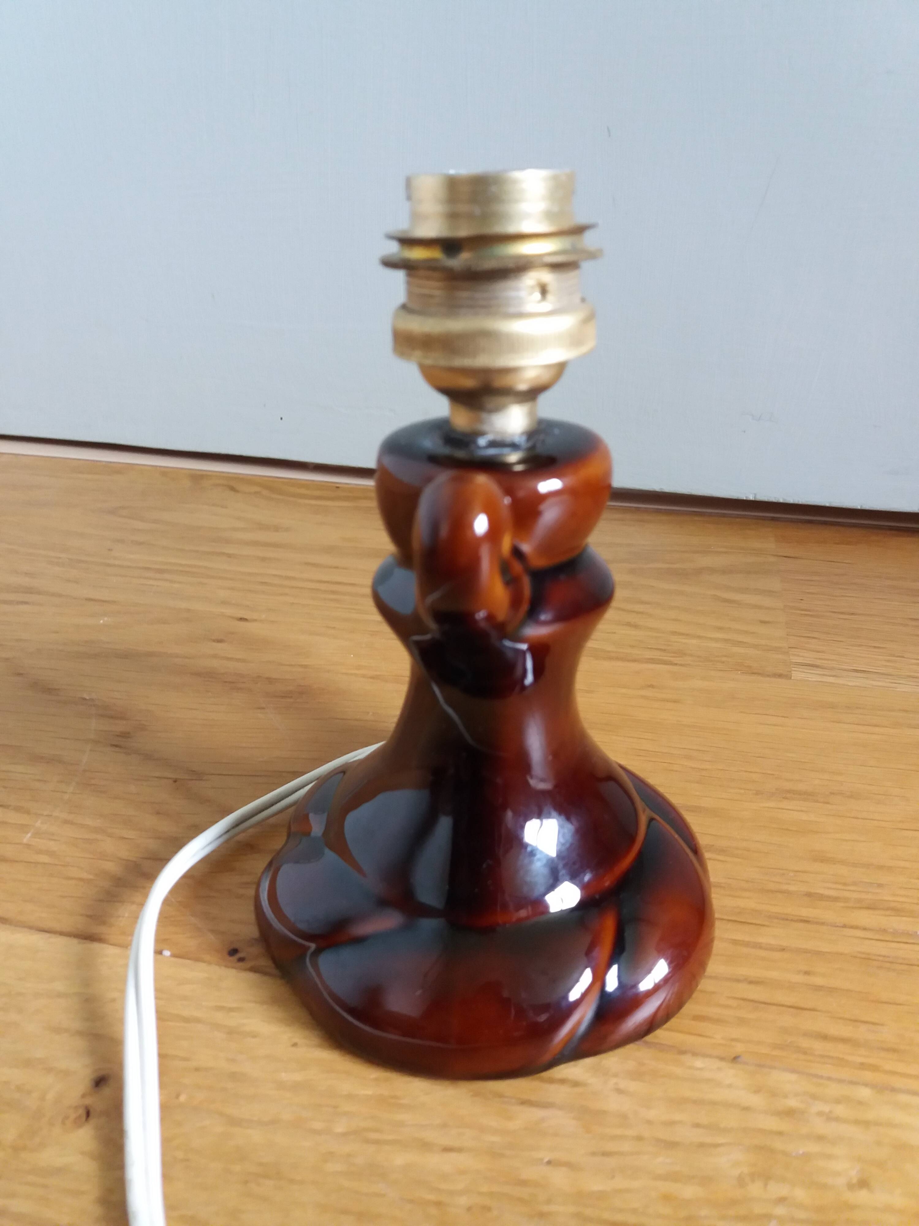 CVL table lamp with ceramic base