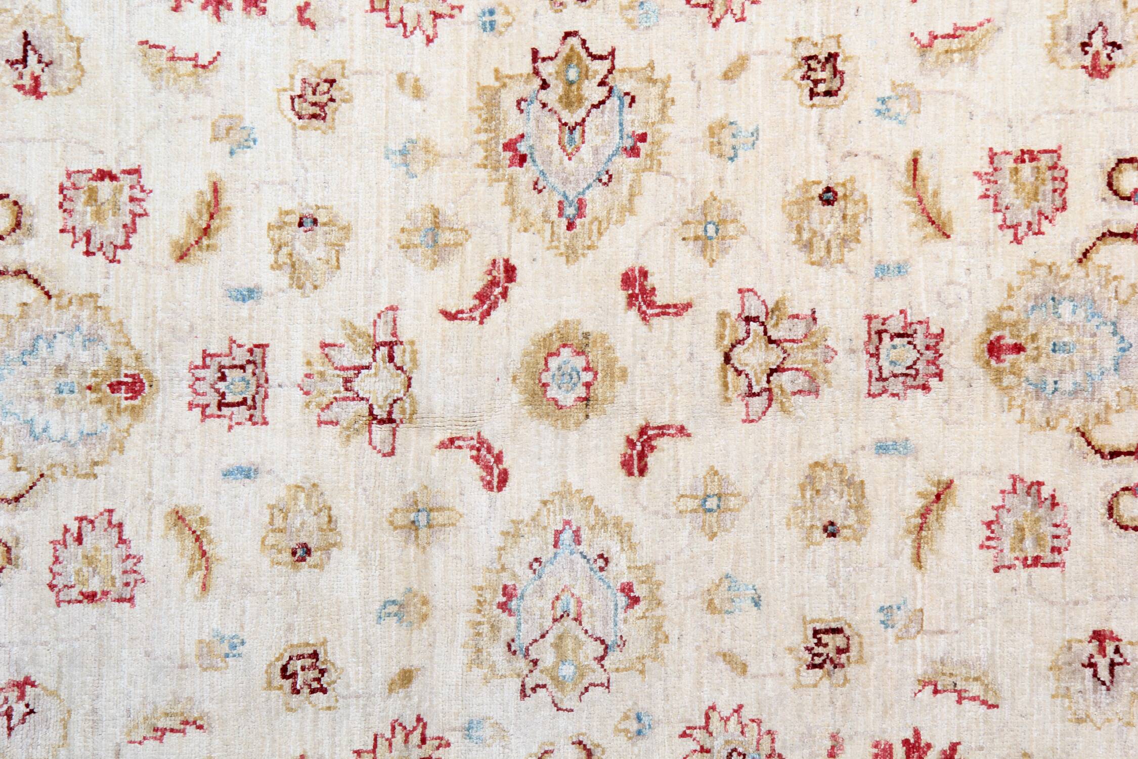 Cream Wool Area Rug, Handwoven Floral Carpet, Traditional Decor 190x128cm