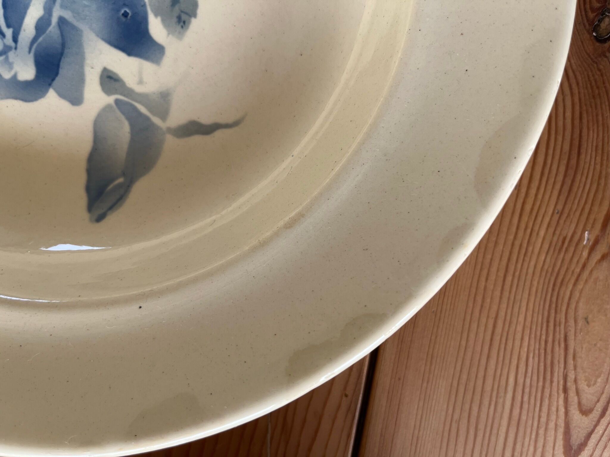 4 old hollow plates Digoin & Sarreguemines "pink pattern"