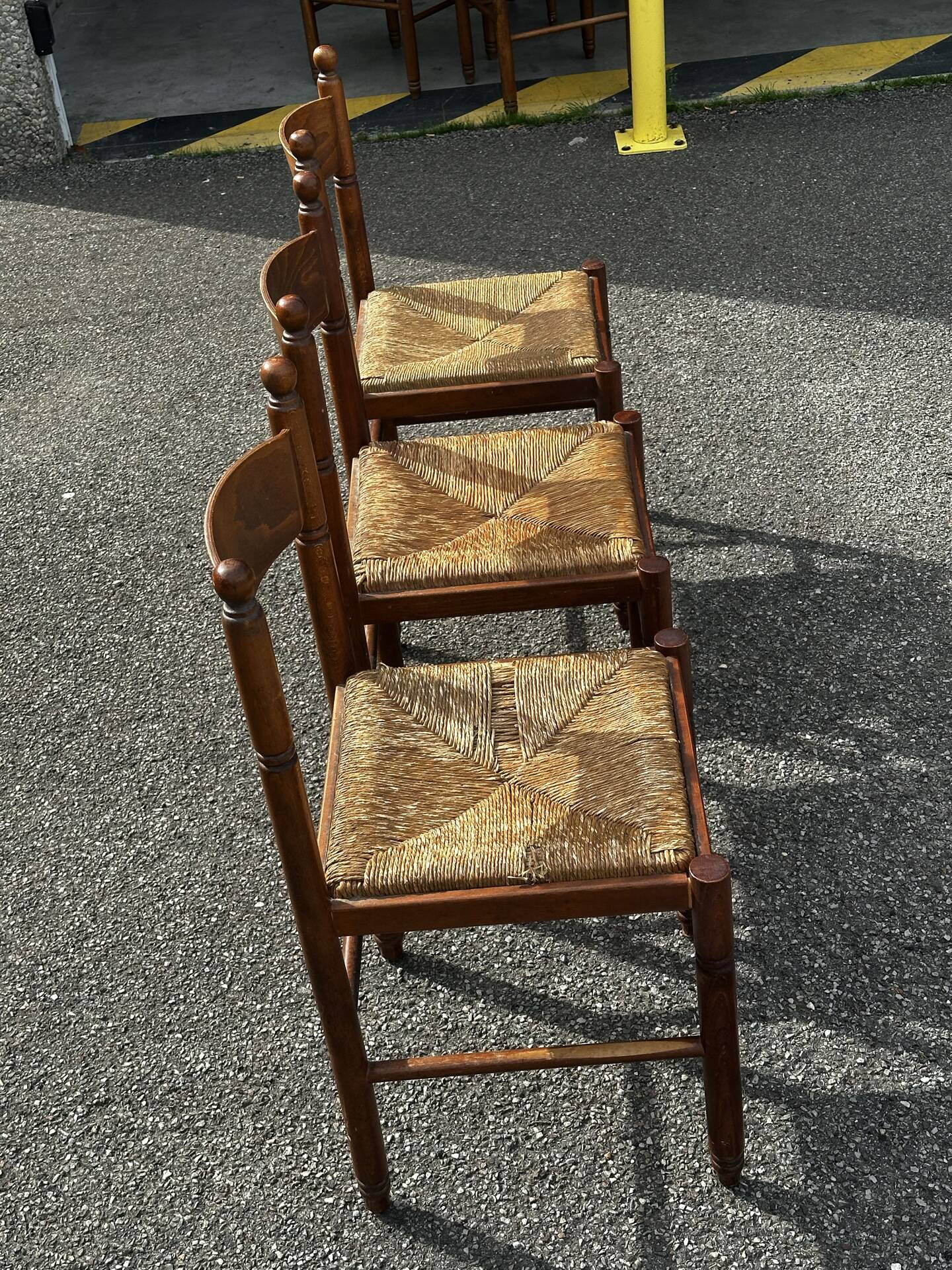 Set of 3 vintage wooden and straw chairs – 1950s