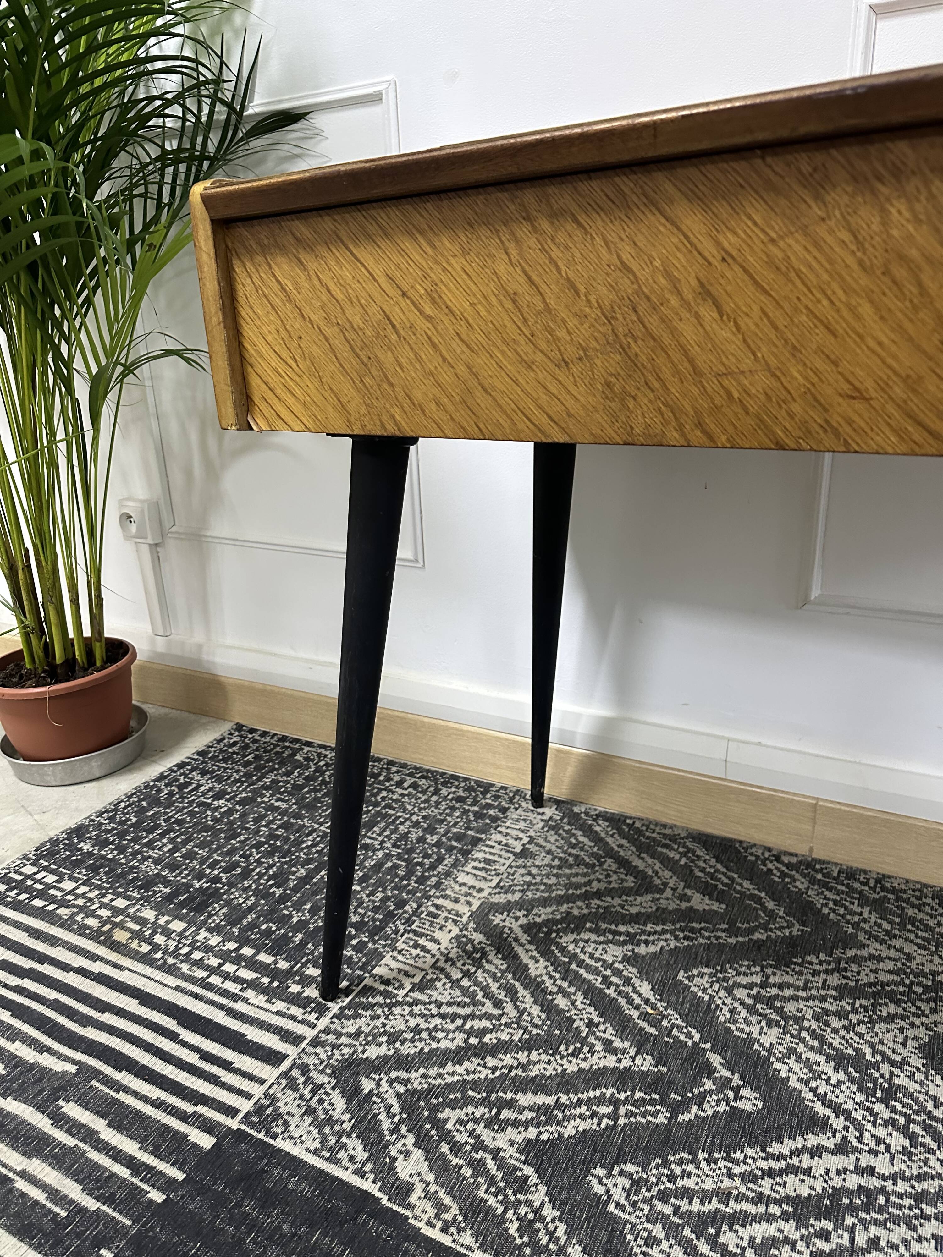 Scandinavian console