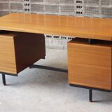 Mahogany veneer desk by Pierre Guariche for Minvielle, 1950s