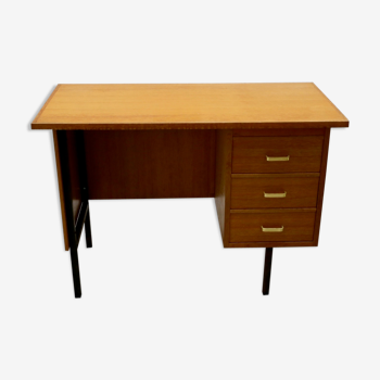 Desk of the 1950s