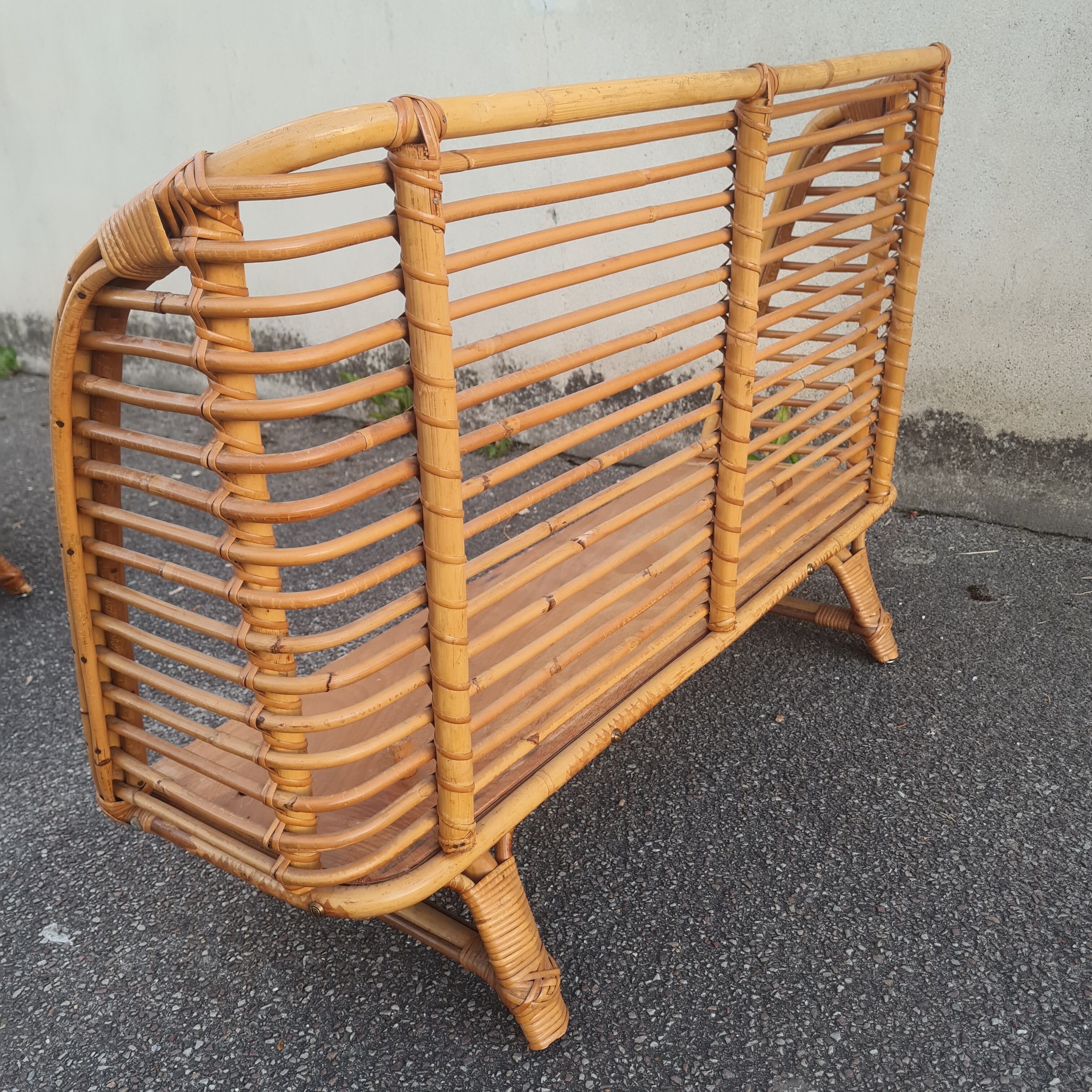 Rattan bed basket