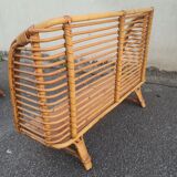 Rattan bed basket