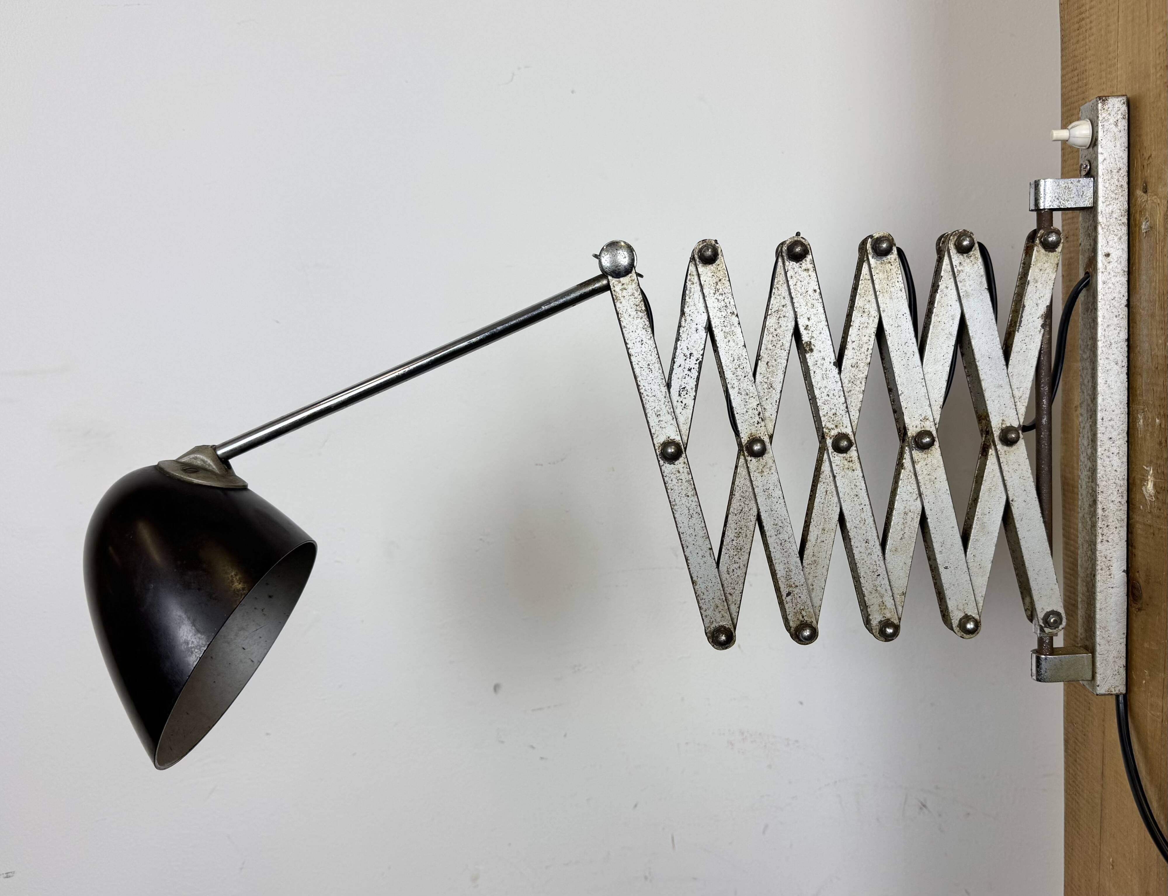 Industrial Midcentury Scissor Wall Lamp, 1950s