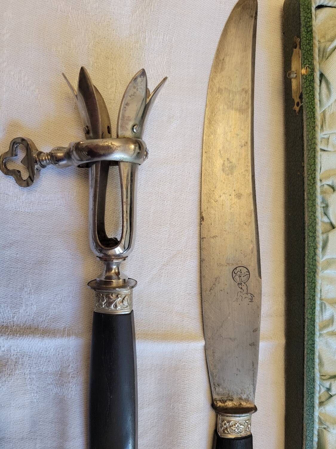 Ebony leg of lamb cutlery service, late 19th century