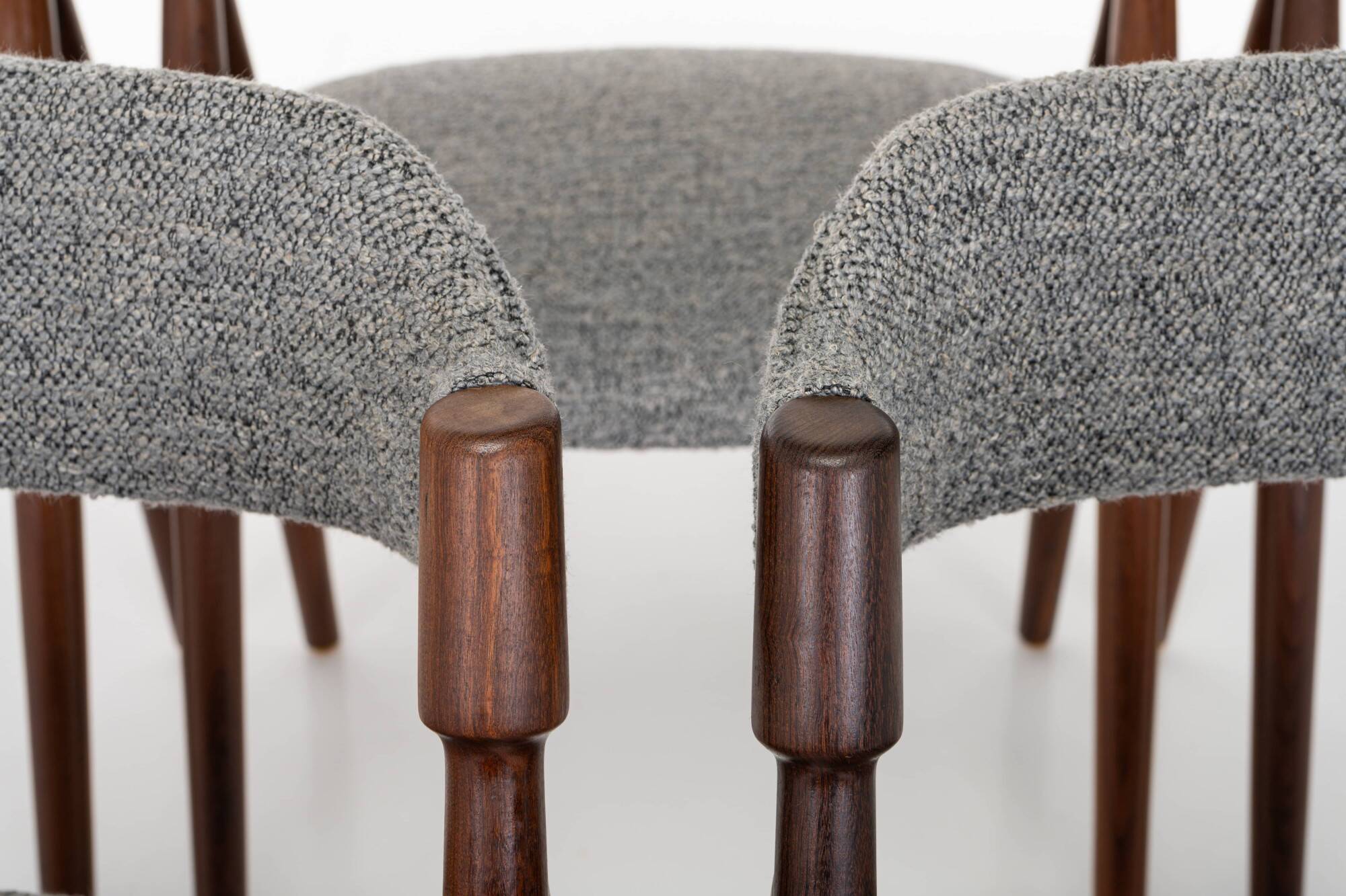 Set of 6 vintage dining chairs in grey bouclé