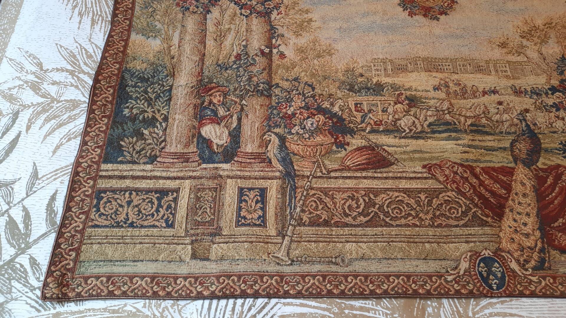 Tapisserie d'halluin " scène de cour au paon"