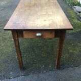 Farm table