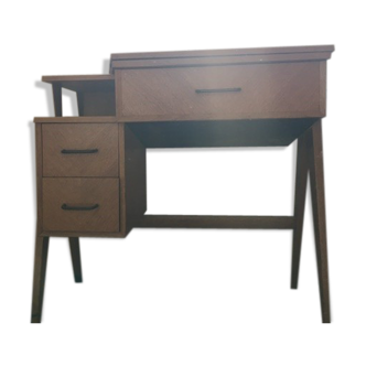 Desk sewing machine singer