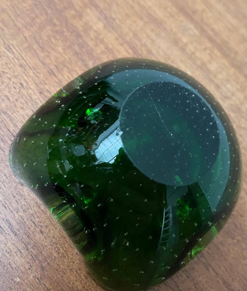 Vintage Italian Bullicante glass bowl from Murano.