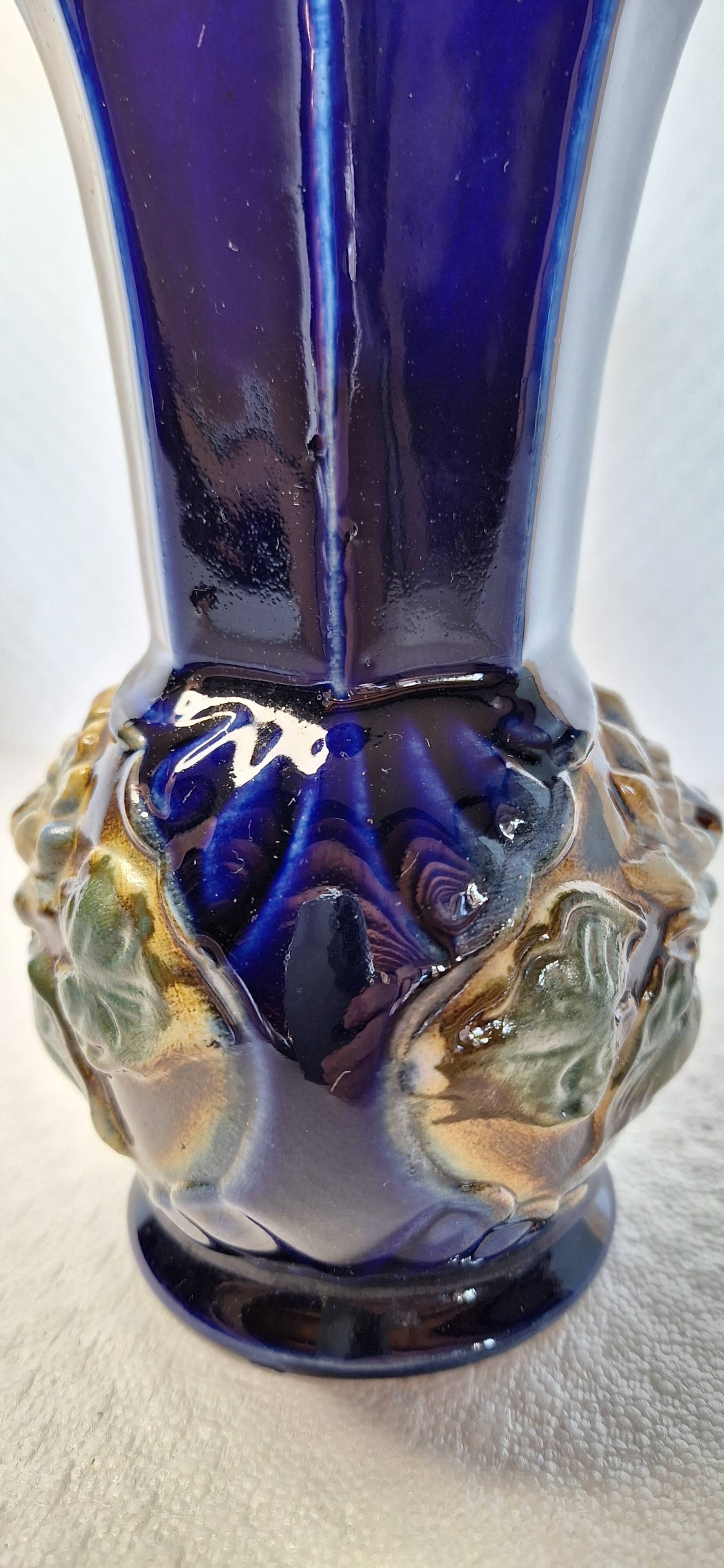 VINTAGE BARBOTINE VASE