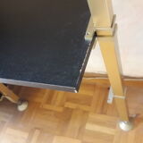 Shelf rock- telescopic wood