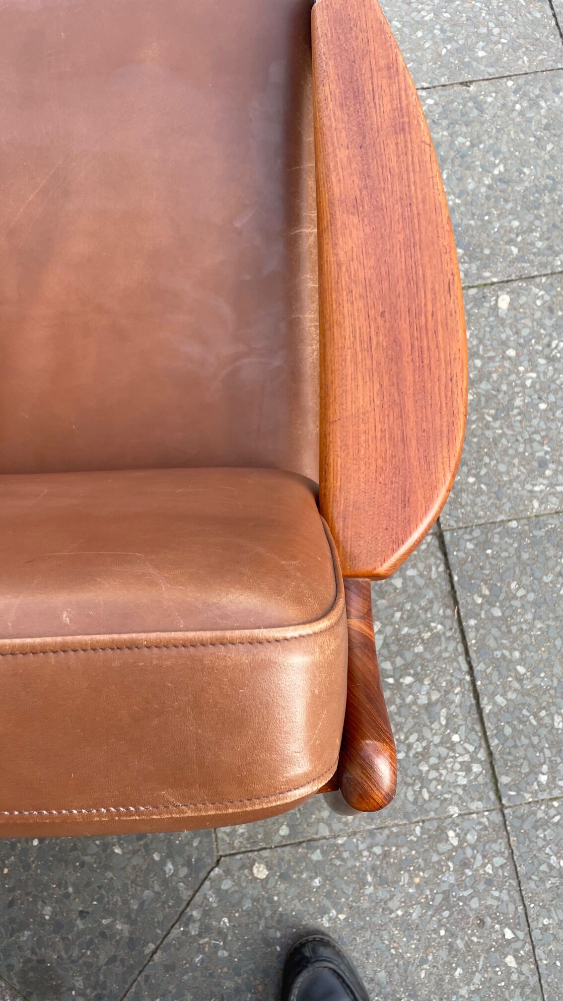 Scandinavian teak and leather sofa from the 70s