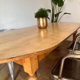 Table de ferme ovale