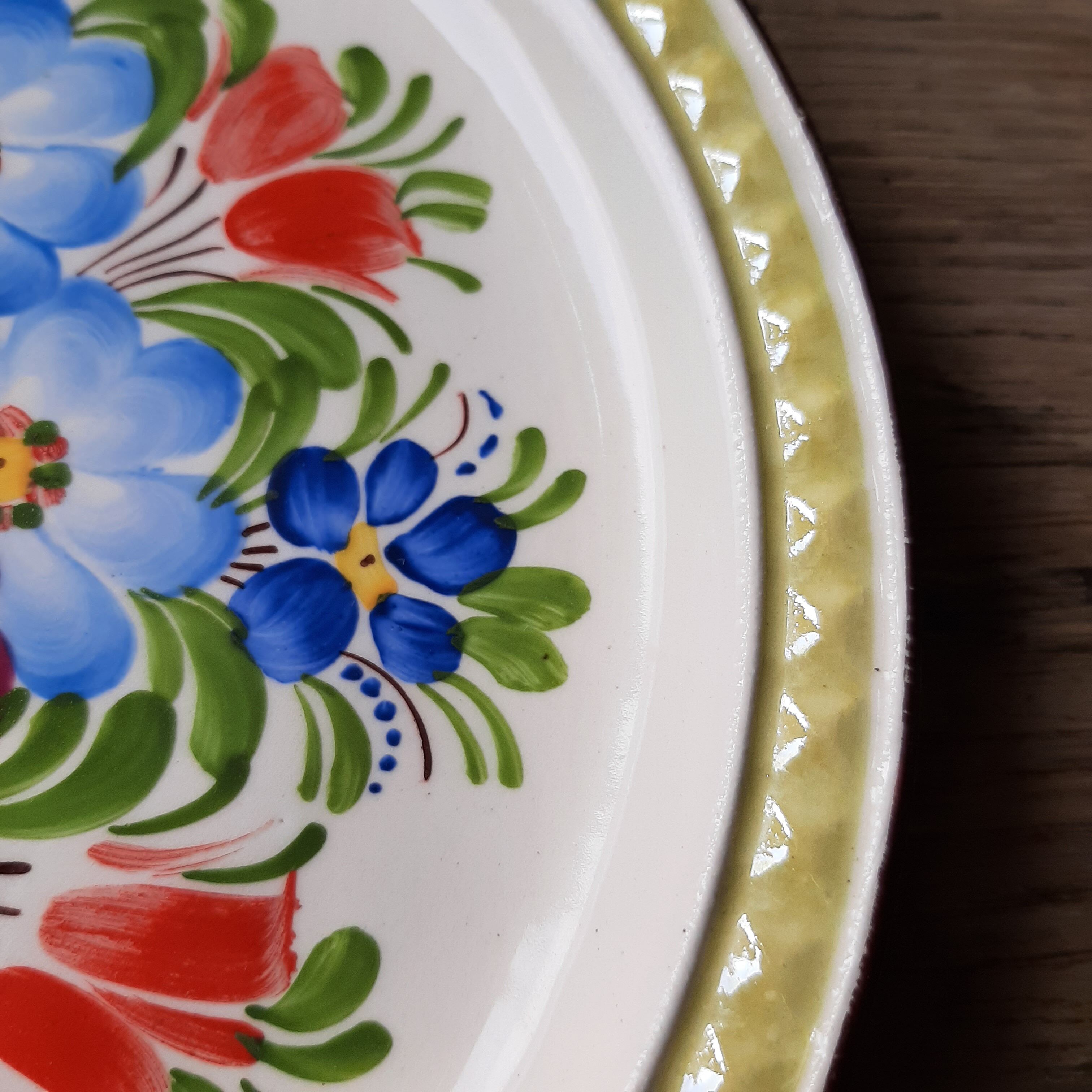 Flower plate Ditmar Urbach Czechoslovakia