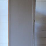 Asymmetrical cabinet