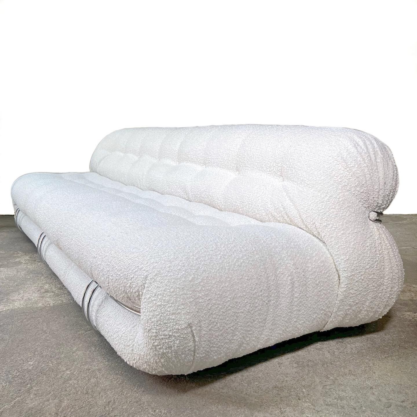 "Soriana" 4-seater sofa by Afra & Tobia Scarpa, 1970.