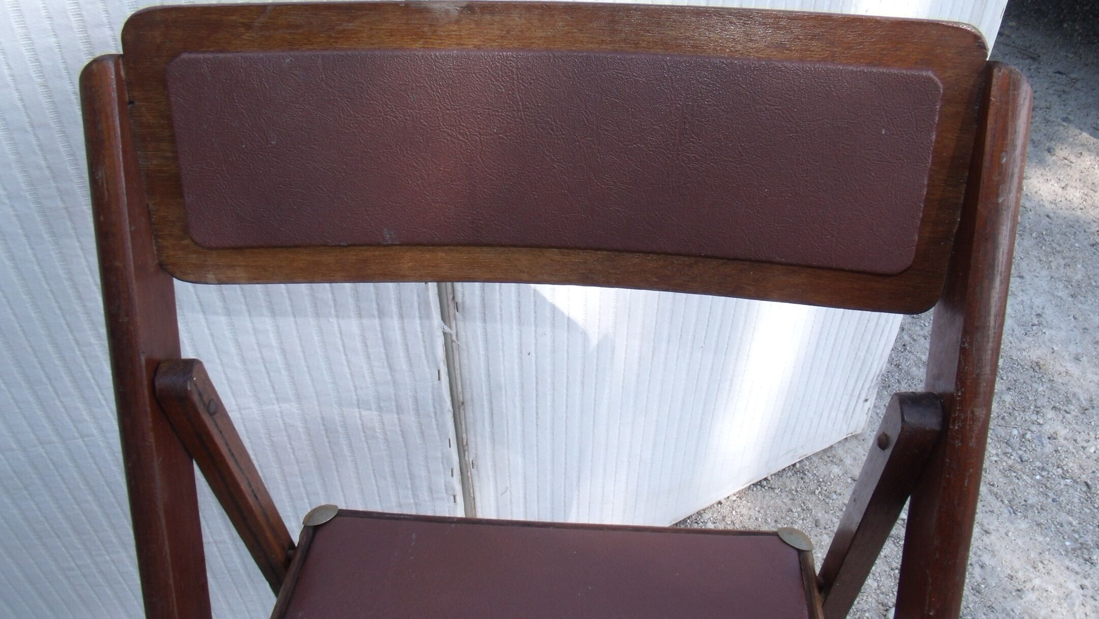 Set of 2 chairs wood folding american trump and skai