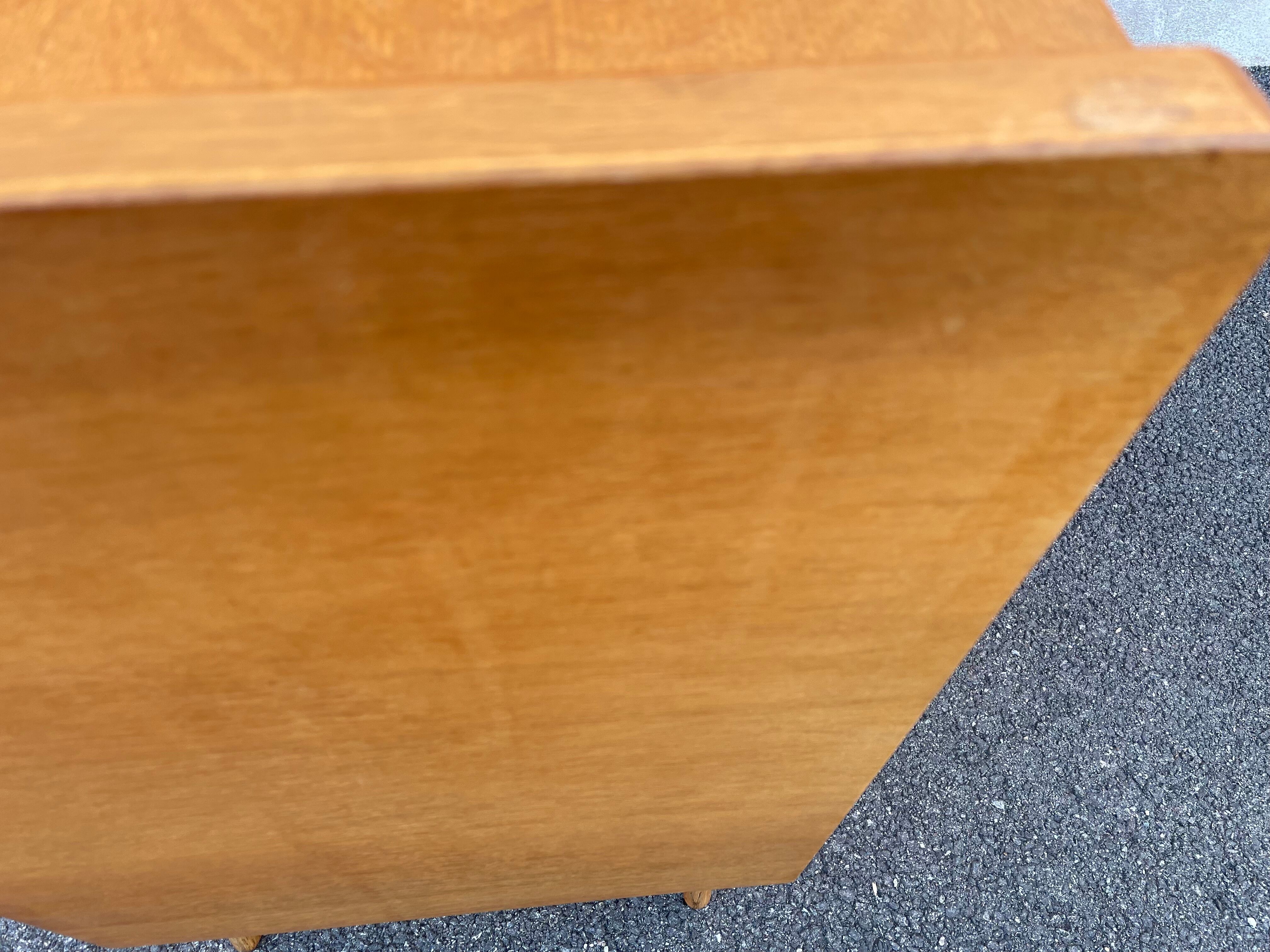 Commode bois et rotin