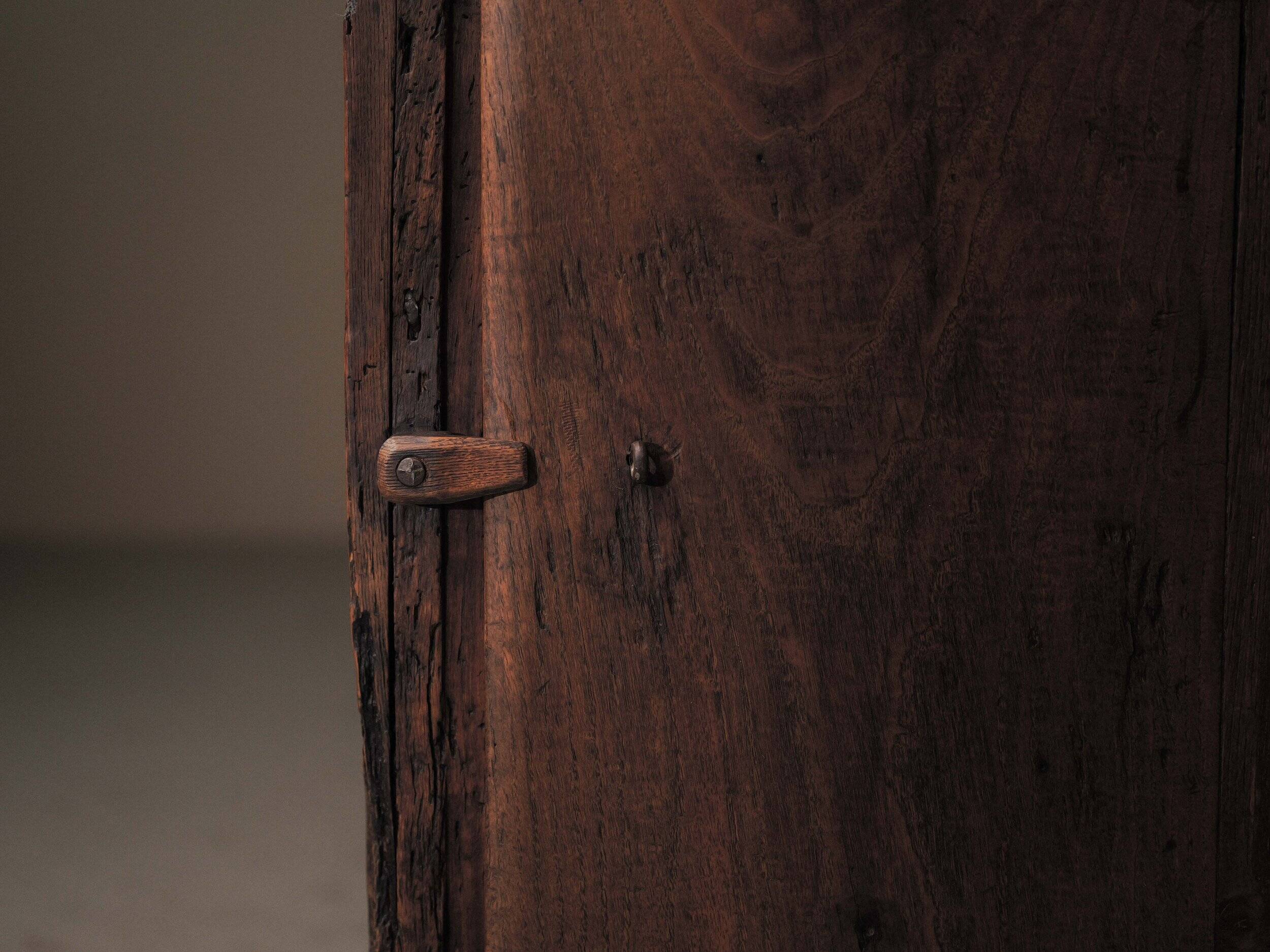 Sculpted furniture from a trunk, Folk art, 19th century