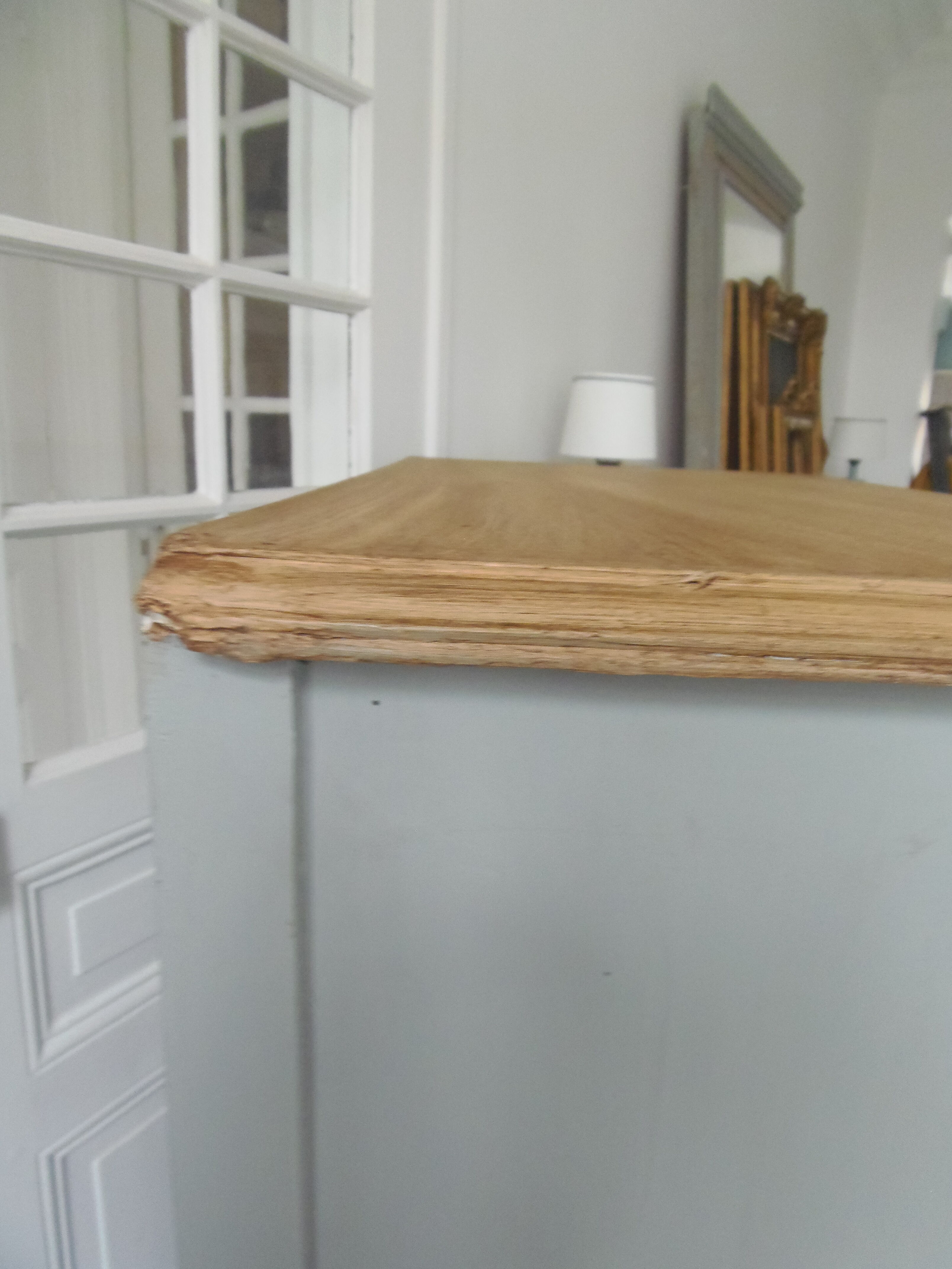 Vintage chest of drawers green gray, 5 drawers, wooden top.