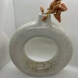 Round vase