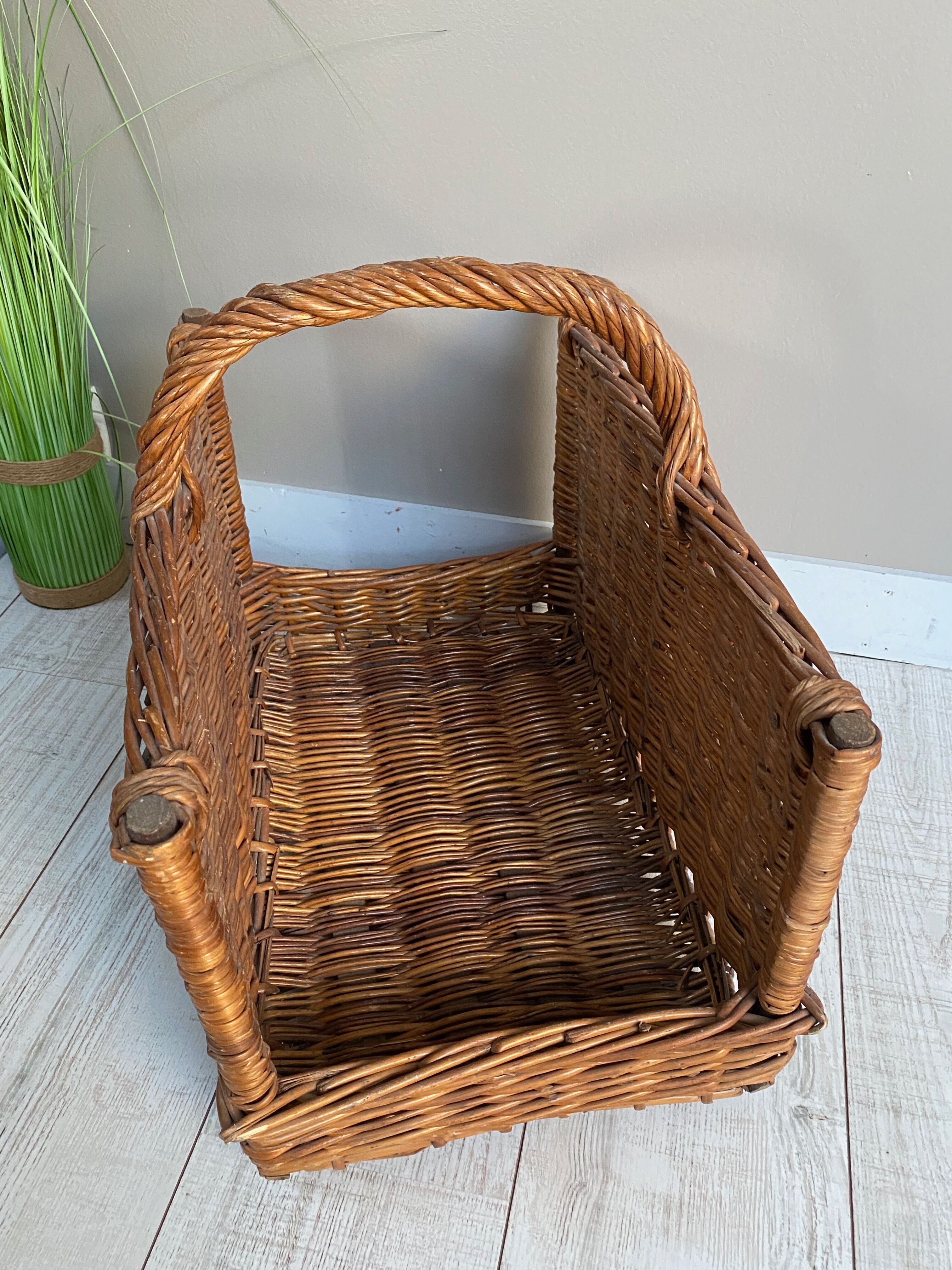 Log basket