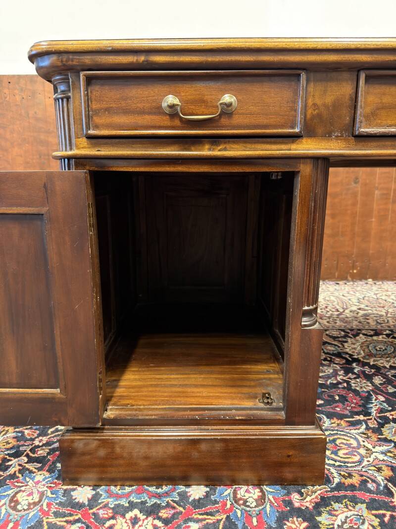 Classic English Chesterfield Desk