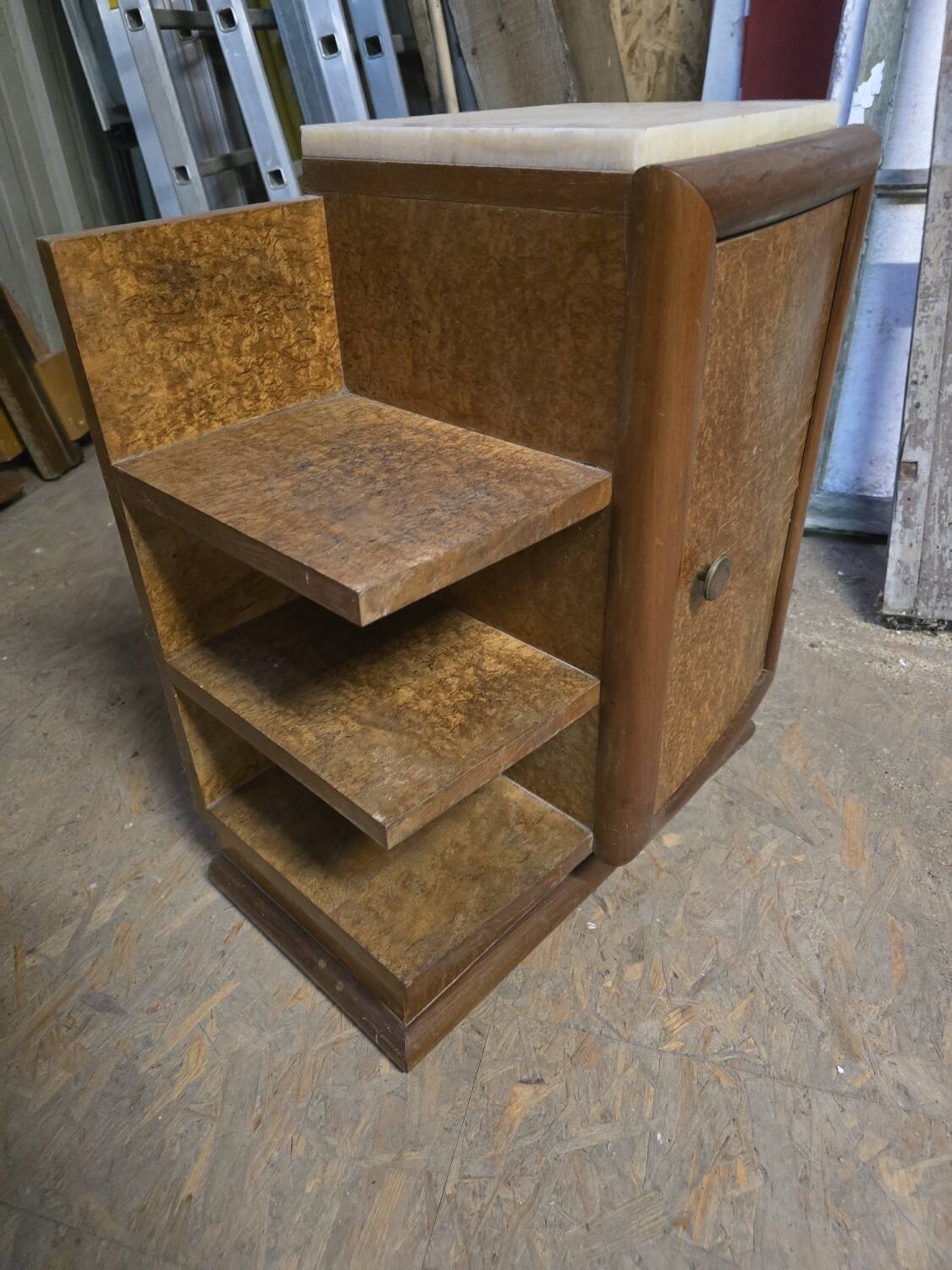 Chevet style art deco en loupe d'orme