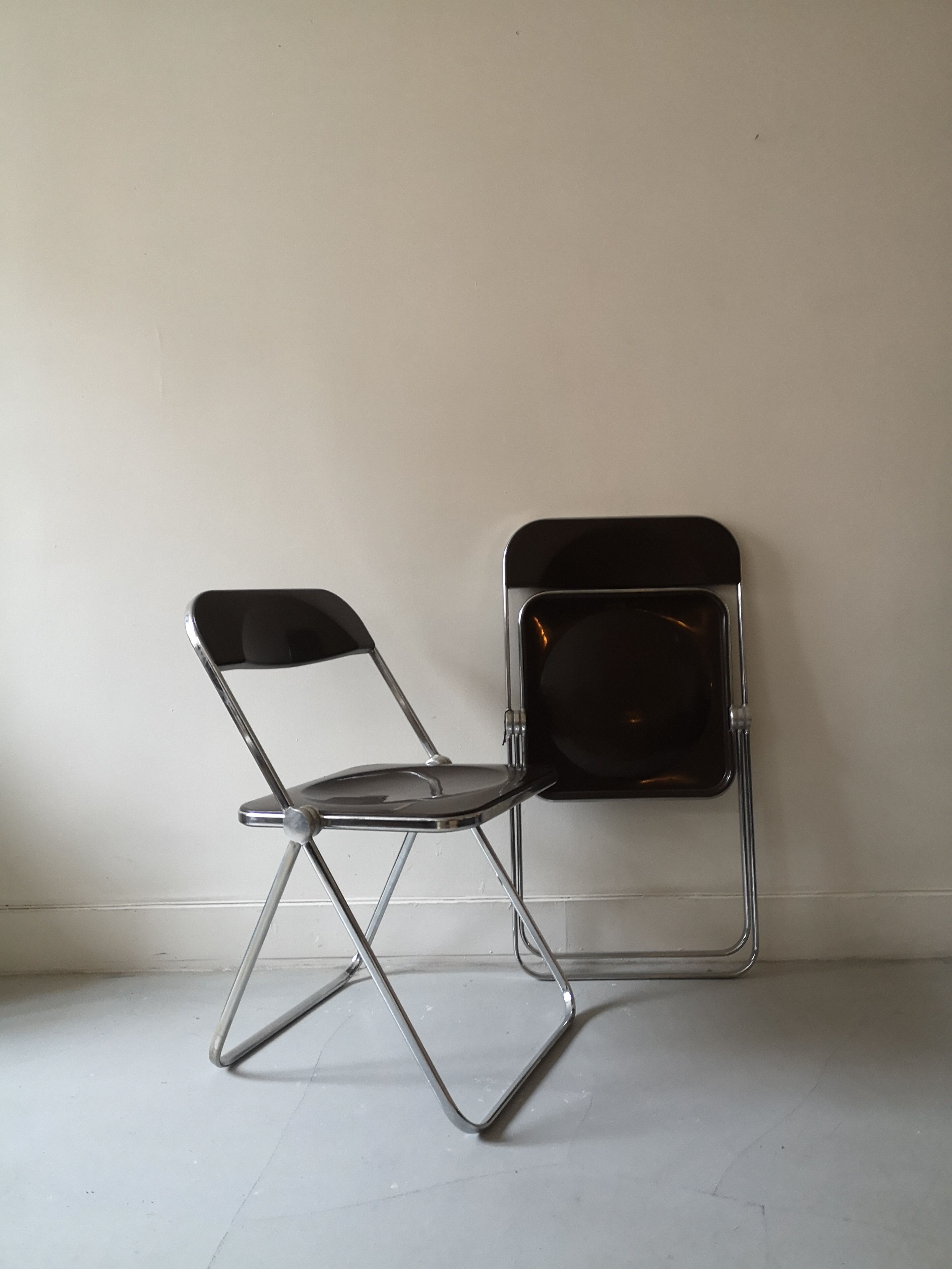 Lot de 2 chaises design Plia de Giancarlo Piretti edition Castelli 1970