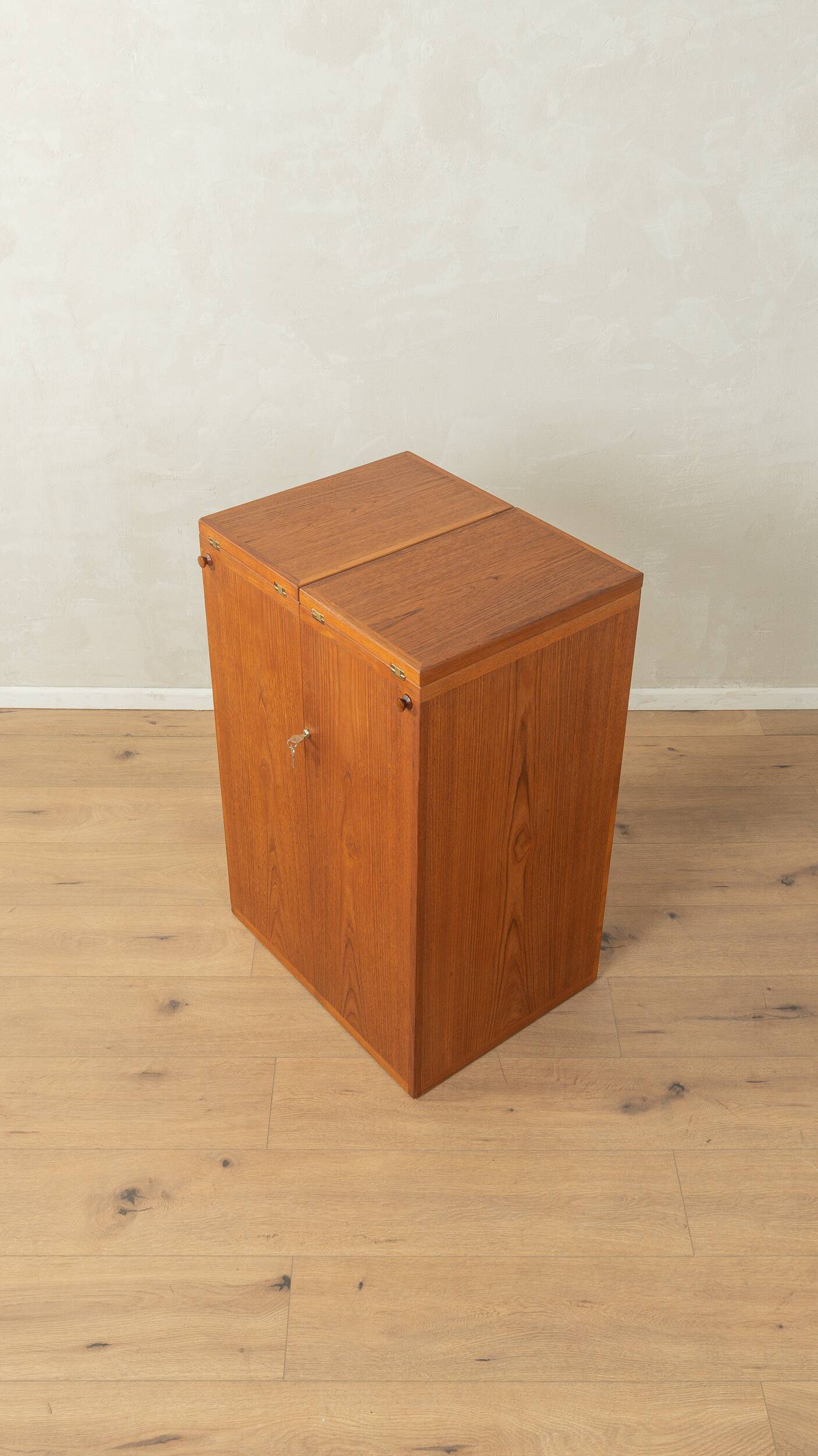 Bar du capitaine par Reno Wahl Iversen pour Dyrlund, années 1960