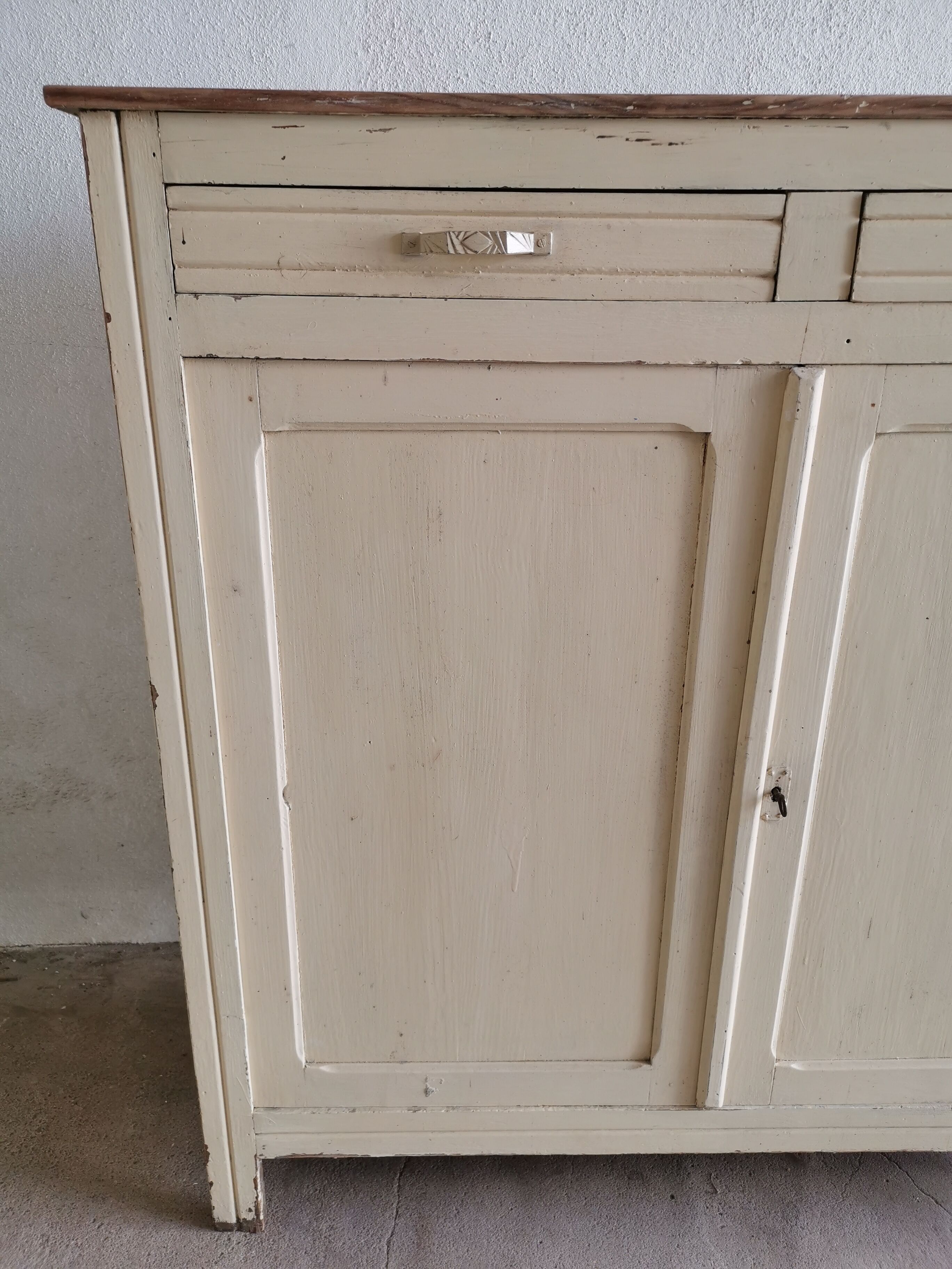 Grand buffet parisian style